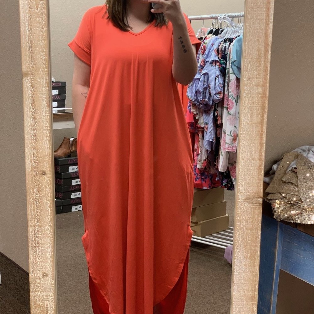Scoop Neck Maxi Dress